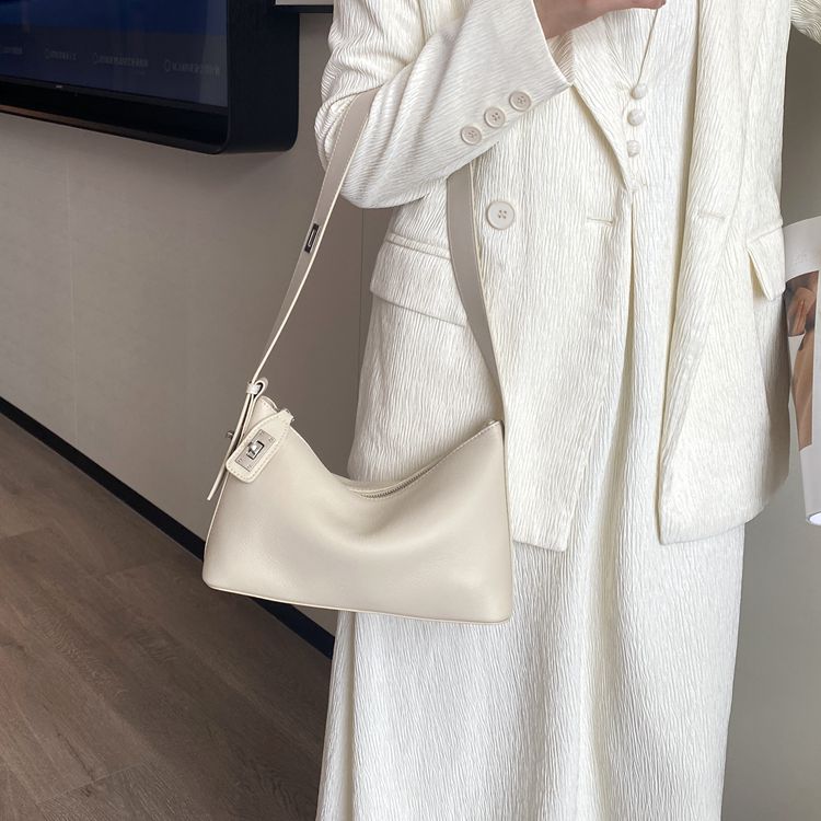 包包女2025新款头层牛皮单肩包高级感法式腋下包真皮手提包枕头包