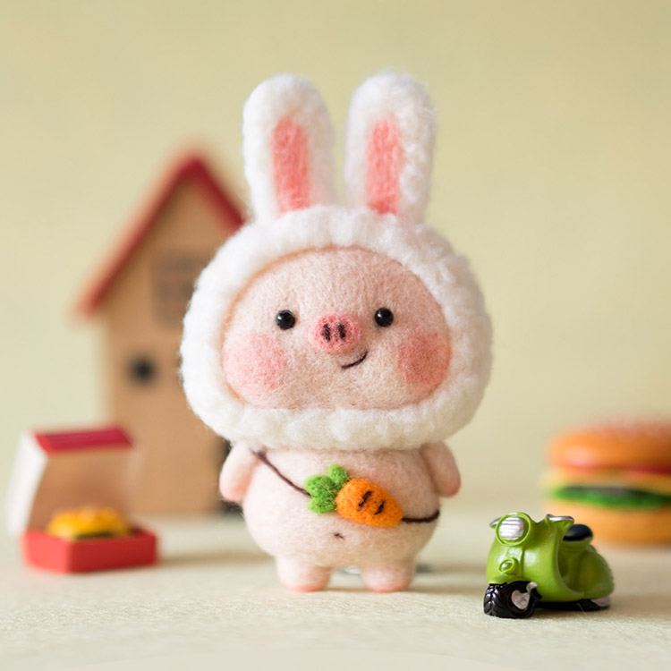 羊毛毡戳戳乐手工diy材料包情侣创意钥匙扣礼物车载挂饰玩偶小猪-第4张图片-提都小院