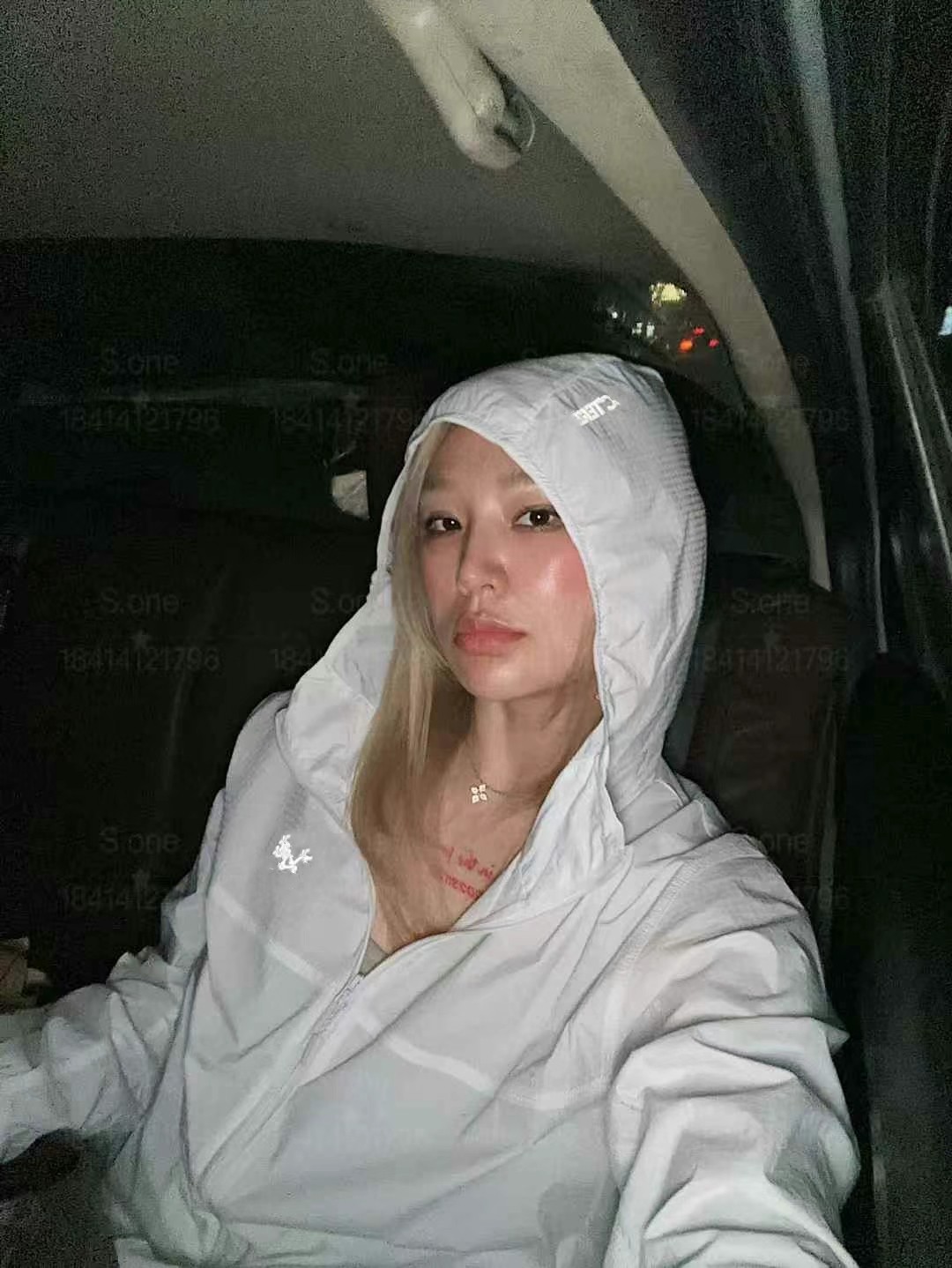 网红款户外冰丝防晒衣男女夏季防紫外线轻薄透气防晒衫防晒服外套