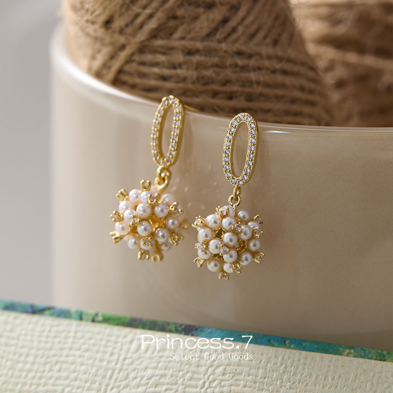 温柔风小绣球小众精致时尚珍珠耳夹无耳洞女轻奢金色蚊香盘耳饰品,饰品/流行首饰/时尚饰品新,耳夹,淘宝优惠券,粉丝福利购,淘宝优惠卷