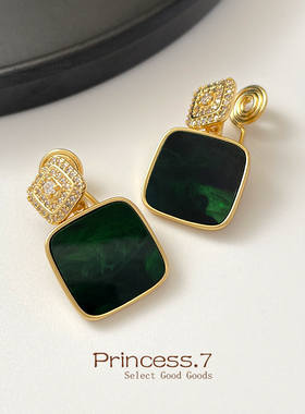 祖母绿色复古耳夹无耳洞女新款高级感轻奢蚊香盘耳环古风气质耳饰