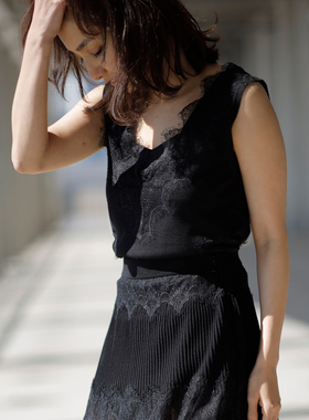 日代国内现货FRAY I.D 时尚优雅蕾丝拼接无袖针织衫 FWNT202507