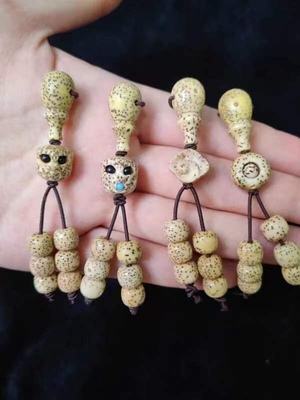 海南天然星月菩提原生态鸡油黄11X21mm左右三通佛头配饰文玩