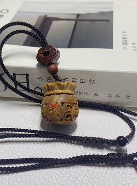 国风小清新绿檀木镂空莲花葫芦可打开香薰囊长项链挂件扩香毛衣链