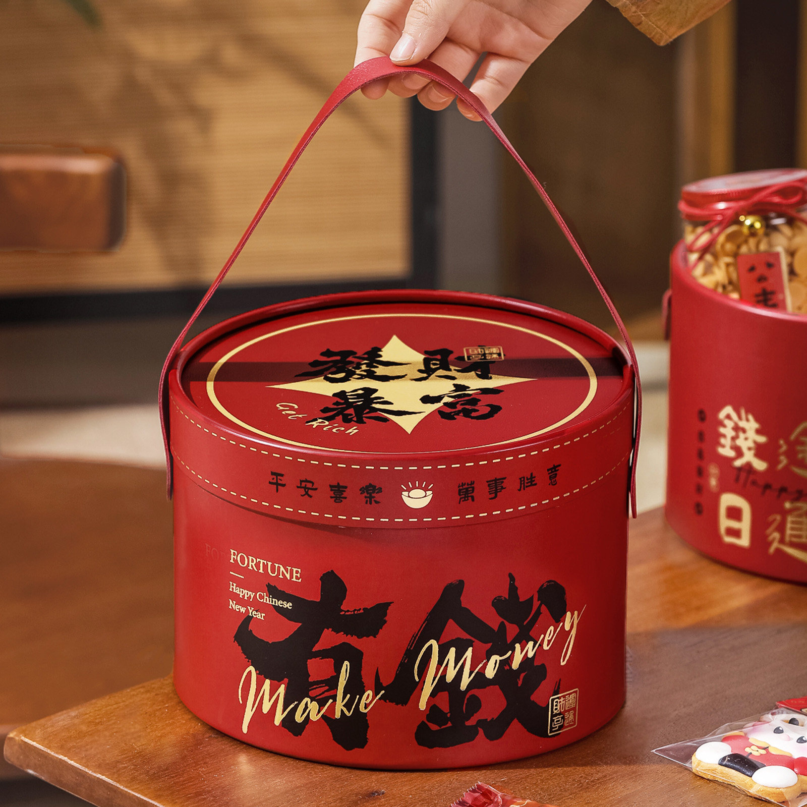 马年新年礼盒包装盒糖果饼干零食抱抱桶年货伴手礼物礼品盒纸空盒