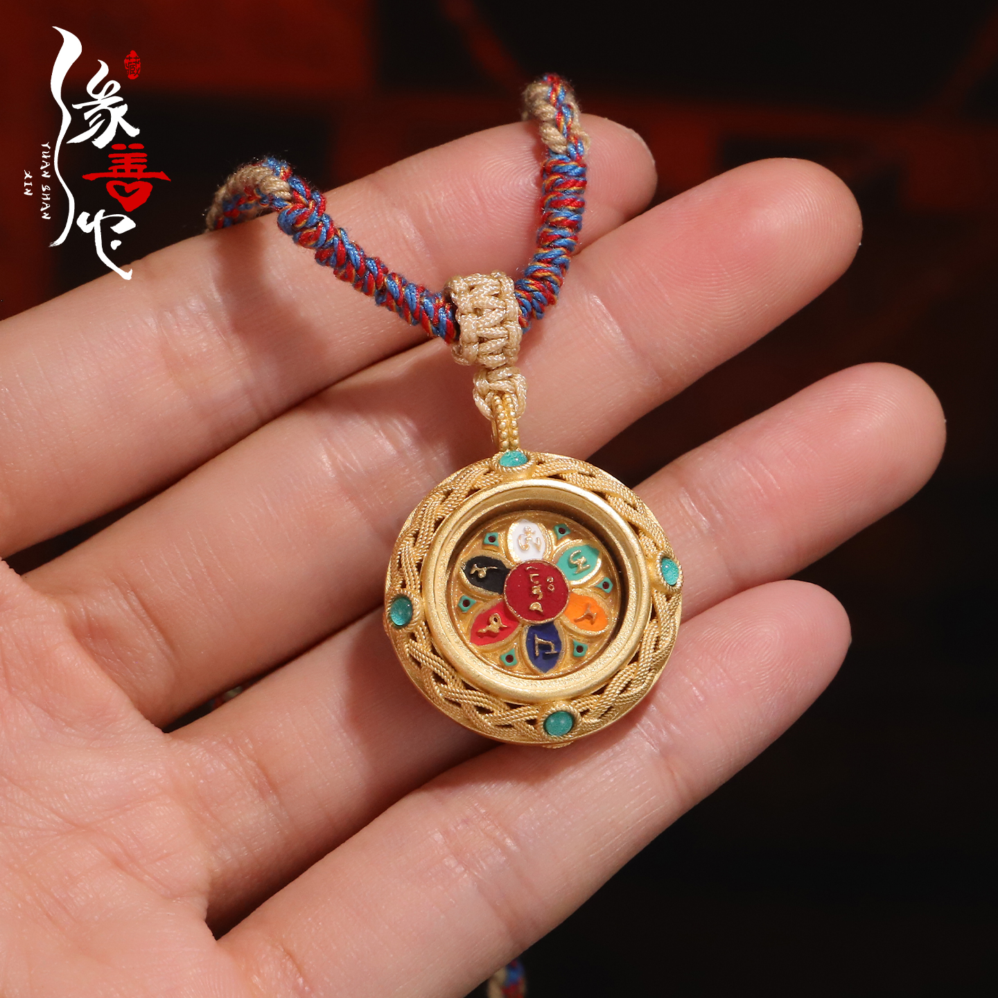 新款手绘擦擦唐卡彩绘六字真言浮雕唐卡男女同款挂件项链