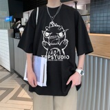 黑色