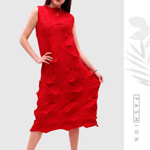 三宅褶皱连衣裙2024广州十三行新款简约风时尚气质宽松无袖长裙