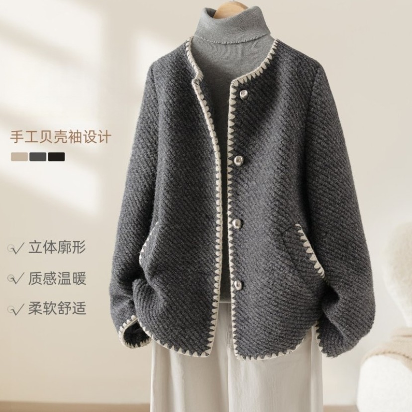 【送运费险】深灰色短款毛呢外套