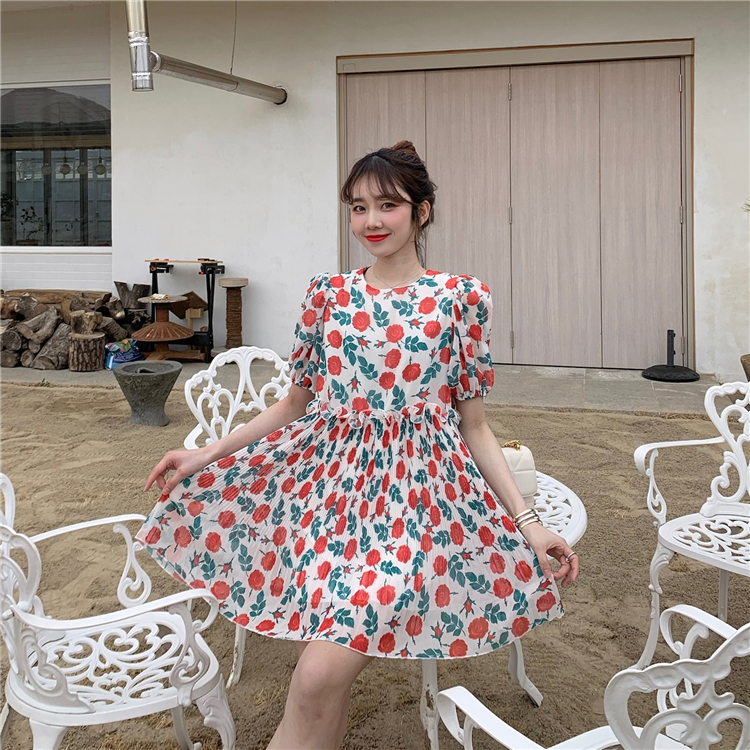 The same French retro dress of Ginny