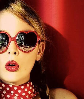 洛丽塔红色心形复古桃心太阳眼镜