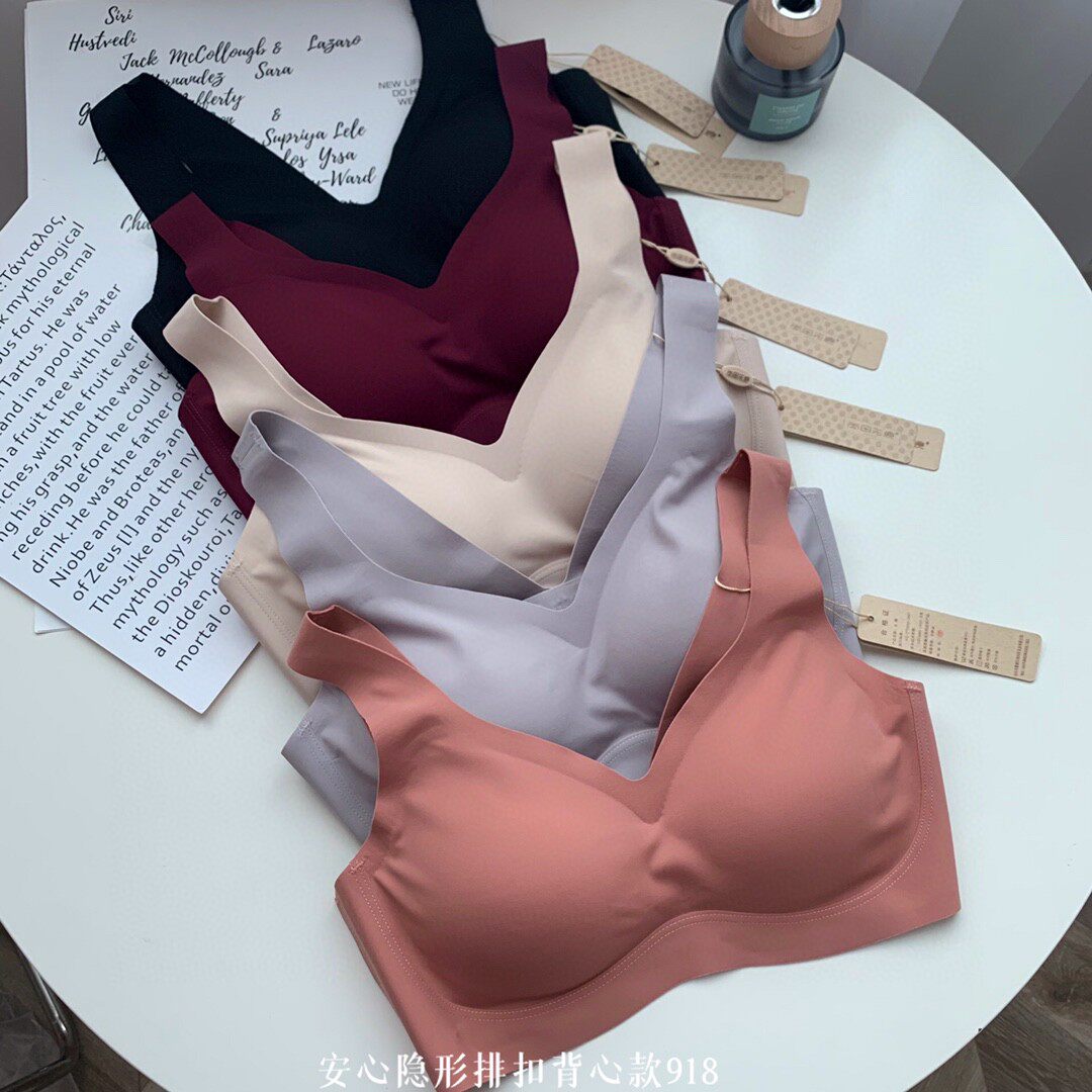 日本原单乳胶内衣小胸聚拢收副乳无痕一片式无钢圈防震背心式文胸