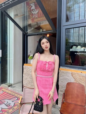 现货Selfportrait赵丽颖同款短裙粉色吊带蝴蝶结亮丽显白连衣裙