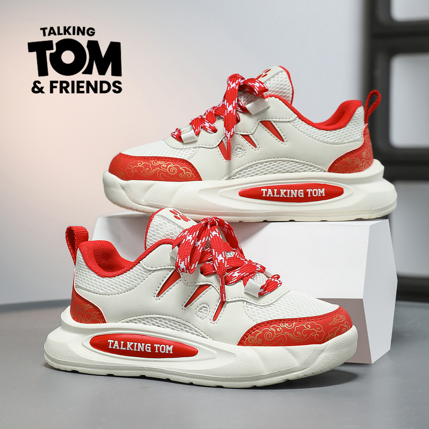 汤姆猫童鞋儿童红色运动鞋男童透气网面轻便软底时尚百搭女孩鞋子