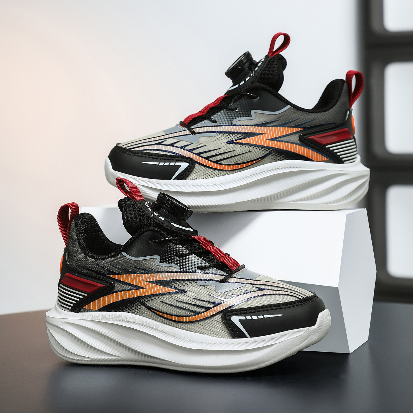 ABC SHIELD男童鞋子2026新款春秋透气网面旋转纽扣青少年跑步网鞋