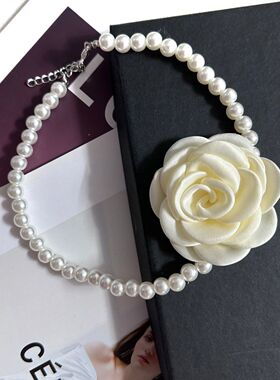 玫瑰花朵珍珠项链女款2024新款爆款颈链轻奢小众锁骨链高级感配饰