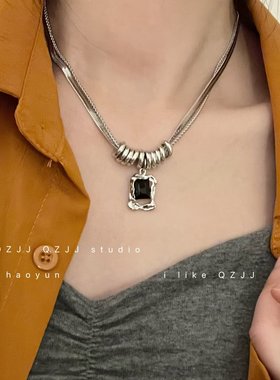 复古嘻哈方形黑白双层锁骨链