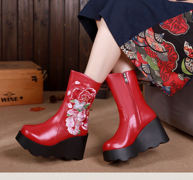 AUTUMN AND WINTER NEW WOMENS BOOTS ETHNIC STYLE FULL LEATHER WOMENS MEDIUM BOOTS WEDGE HEEL PLATFORM HEELS HIGH HEELS SINGLE BOOTS AND FLEECE COTTON BOOTS