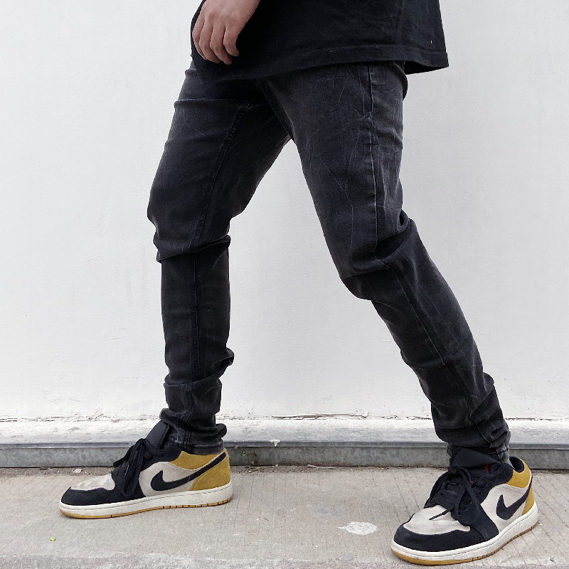 akama高街风复古做旧弹力牛仔裤