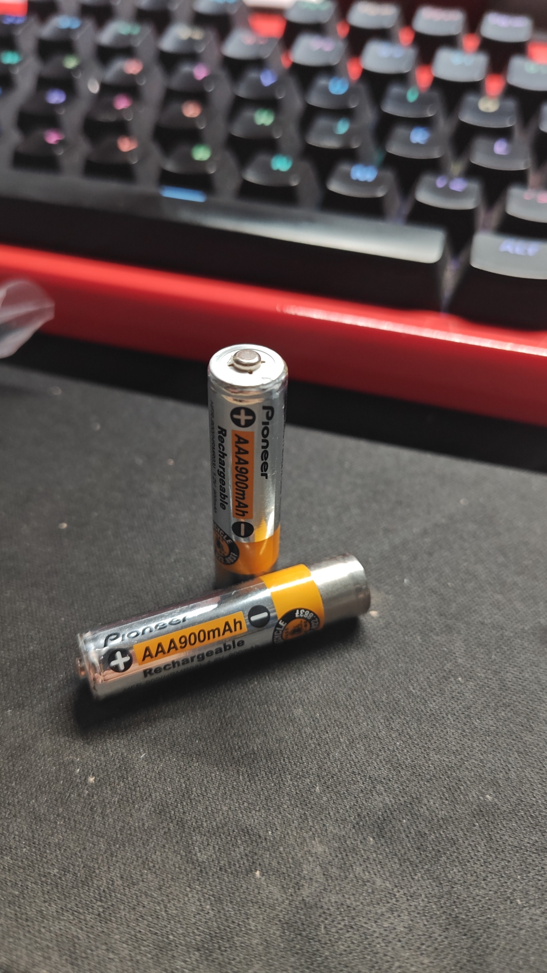 日本大牌先锋7号充电电池 镍氢电池 大容量900毫安 特价出AAA电池