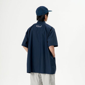 南夏乔装2023夏季新款男士logo刺绣翻领衬衫日潮休闲宽松开衫衬衣图片