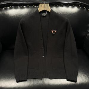 F903P108主推长期款秋冬针织开衫针织外套刺绣开衫外套毛衣图片
