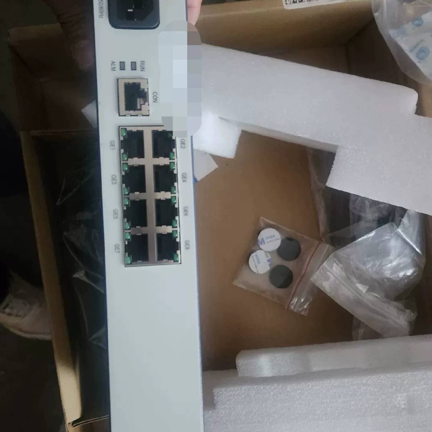 可维修ZTE ZXA10 F832 GPON ONU，8口千兆议价