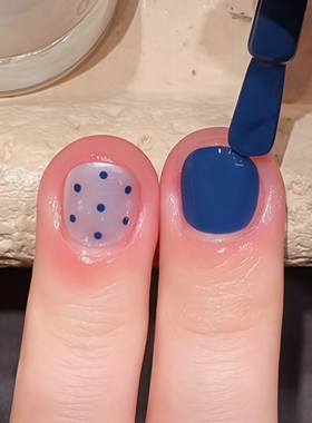 巨显白的藏蓝色美甲！twomoons指甲油2026新款免烤速干安全无毒脚