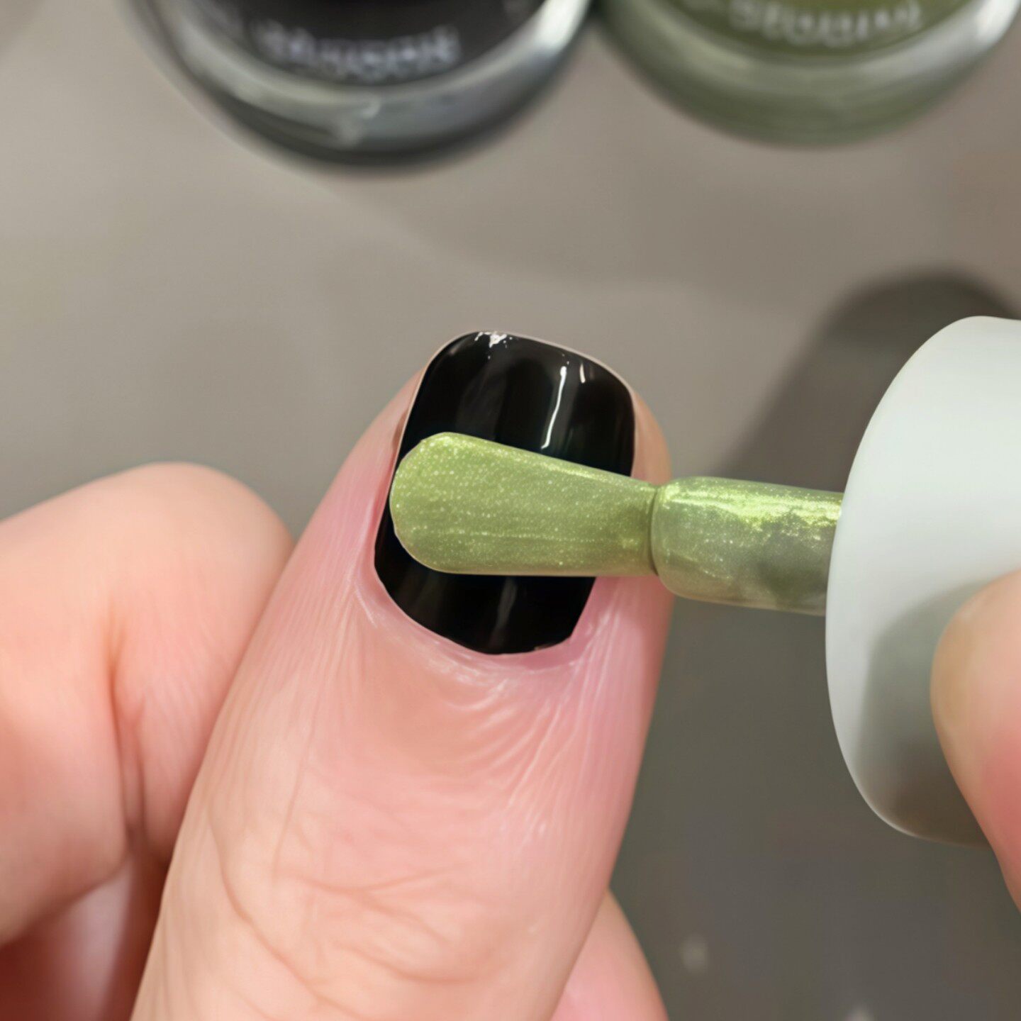 绿野金龟子！twomoons黑色美甲2026新款指甲油女免烤速干安全无毒