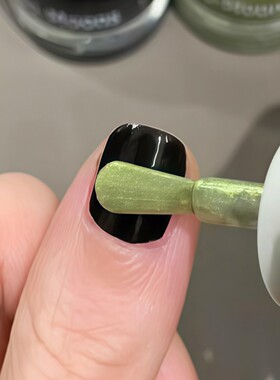 绿野金龟子！twomoons黑色美甲2026新款指甲油女免烤速干安全无毒