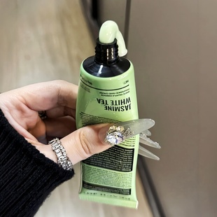 青茶 青茉莉巨好闻 香水护手霜女滋润保湿 防干裂秋冬小支便携式
