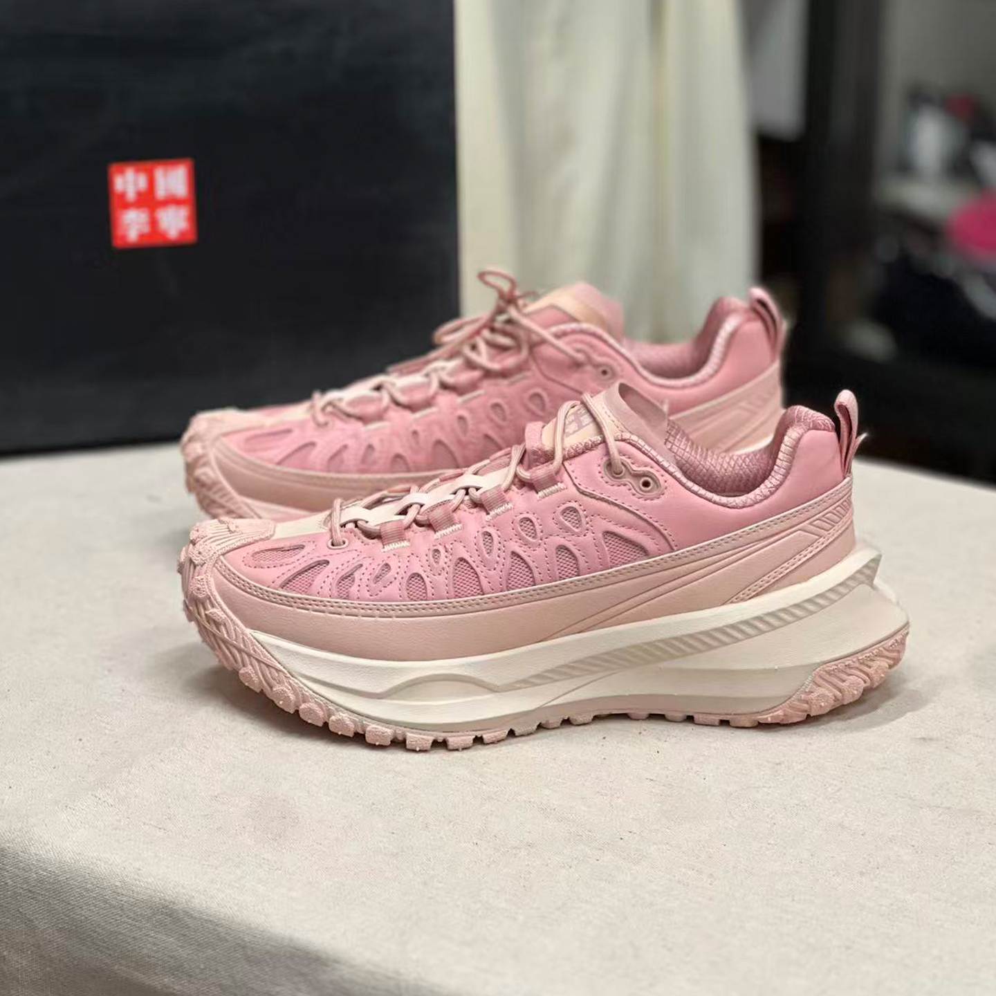 中国李宁秋冬新款游侠CRC男子缓震防滑耐磨户外运动休闲鞋AZGU083