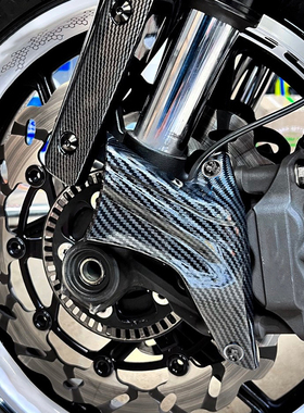 适用杜卡迪DIAVEL/1260/1260s/v4s改装前布雷博卡钳散热器 导风罩