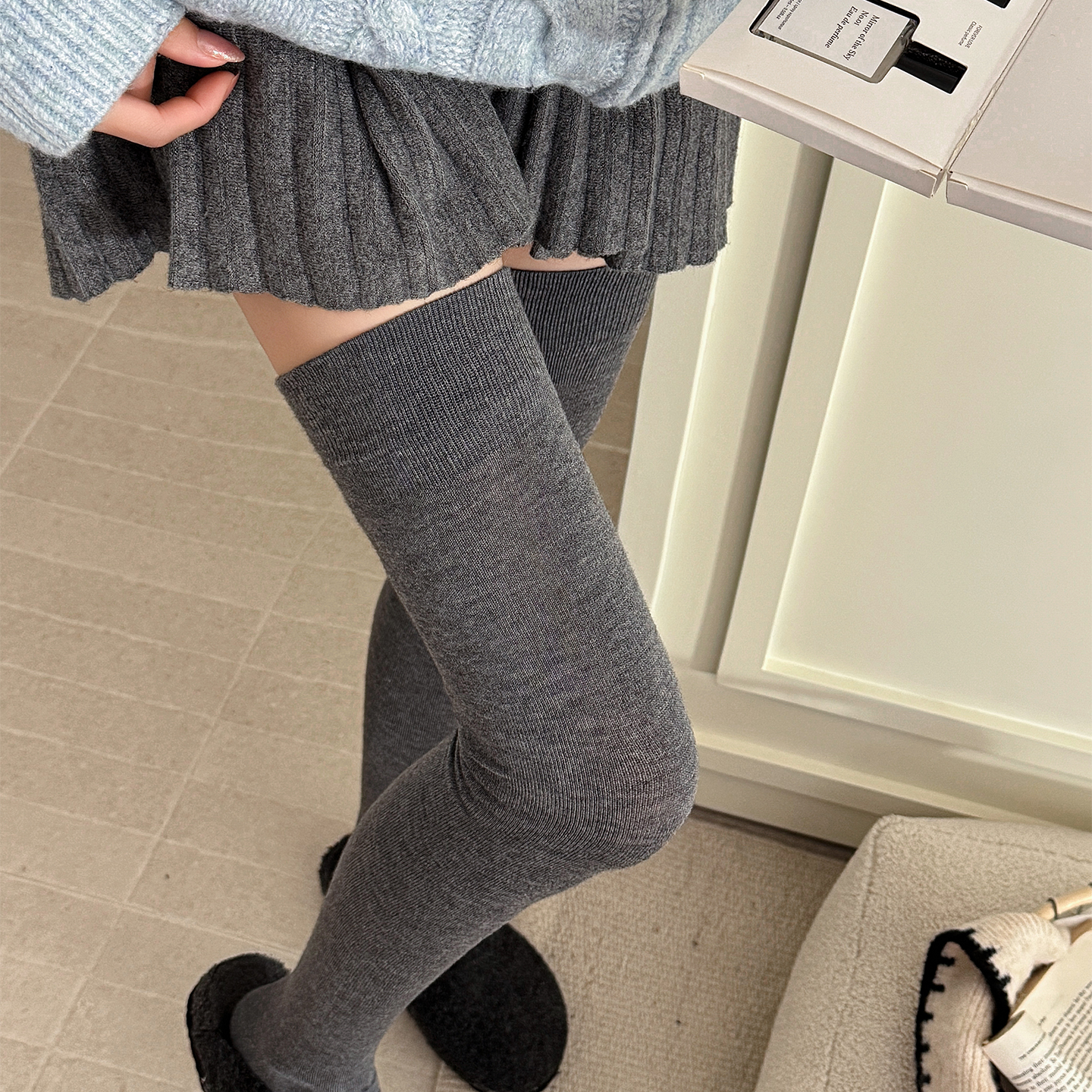 蚕丝羊毛袜子女加厚款保暖秋冬季长筒袜搭靴子长袜过膝小腿大腿袜