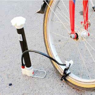 Pompe à vélo - Ref 2388375 Image 3