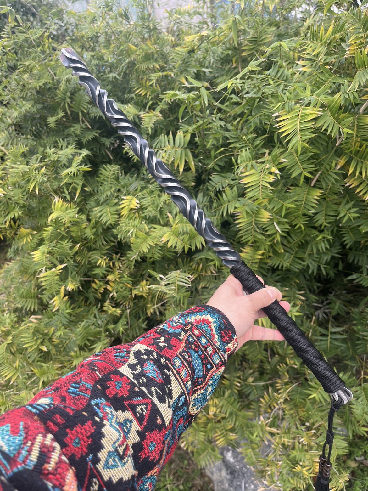 锰钢实心短棍一体锻打狼牙棒烧火棍车载户外防身防爆武术锻炼棍子