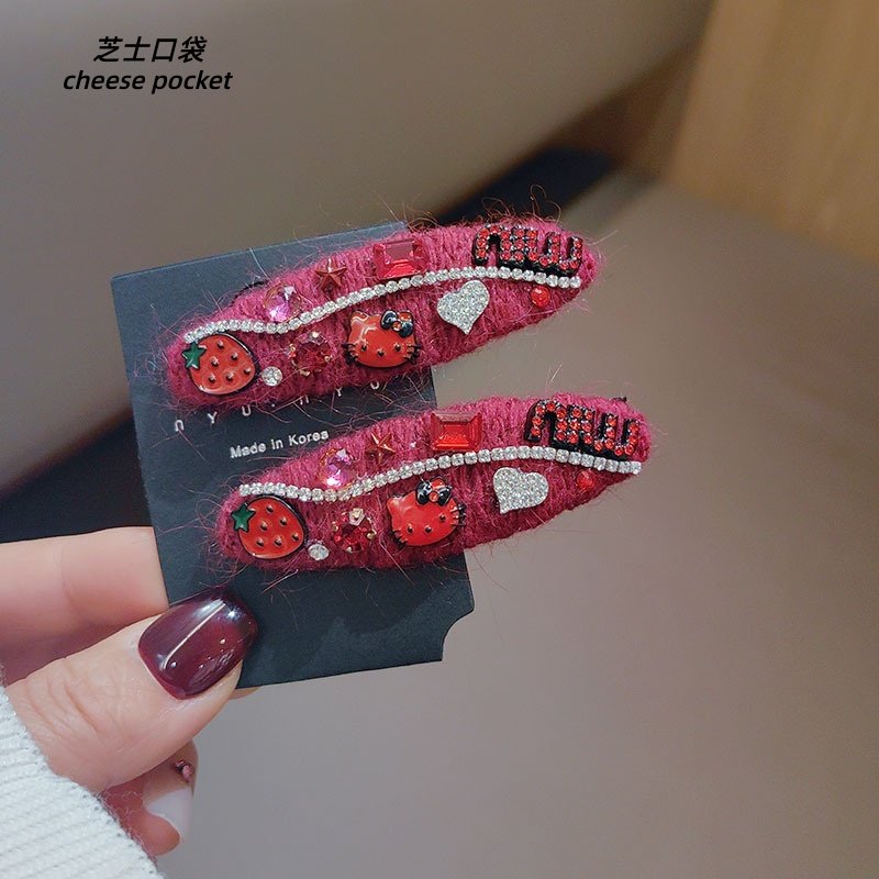 小众设计氛围感草莓字母刘海侧边夹高级感气质时尚网红碎发夹头饰