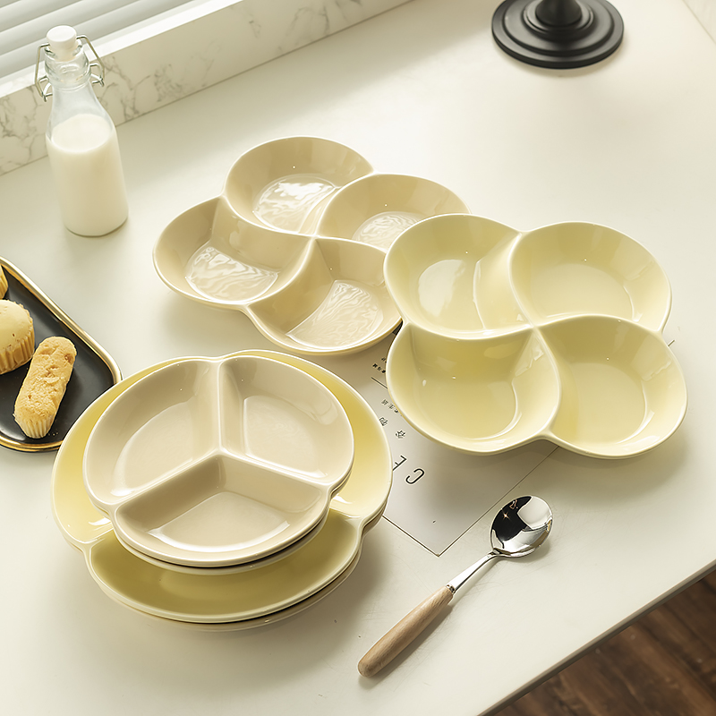 新款加购较多陶瓷分格盘