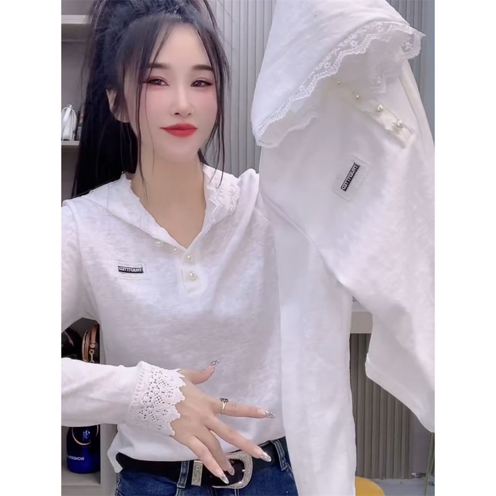 欧货贴标短款外套女2026秋季修身打底衫洋气长袖蕾丝连帽套头上衣