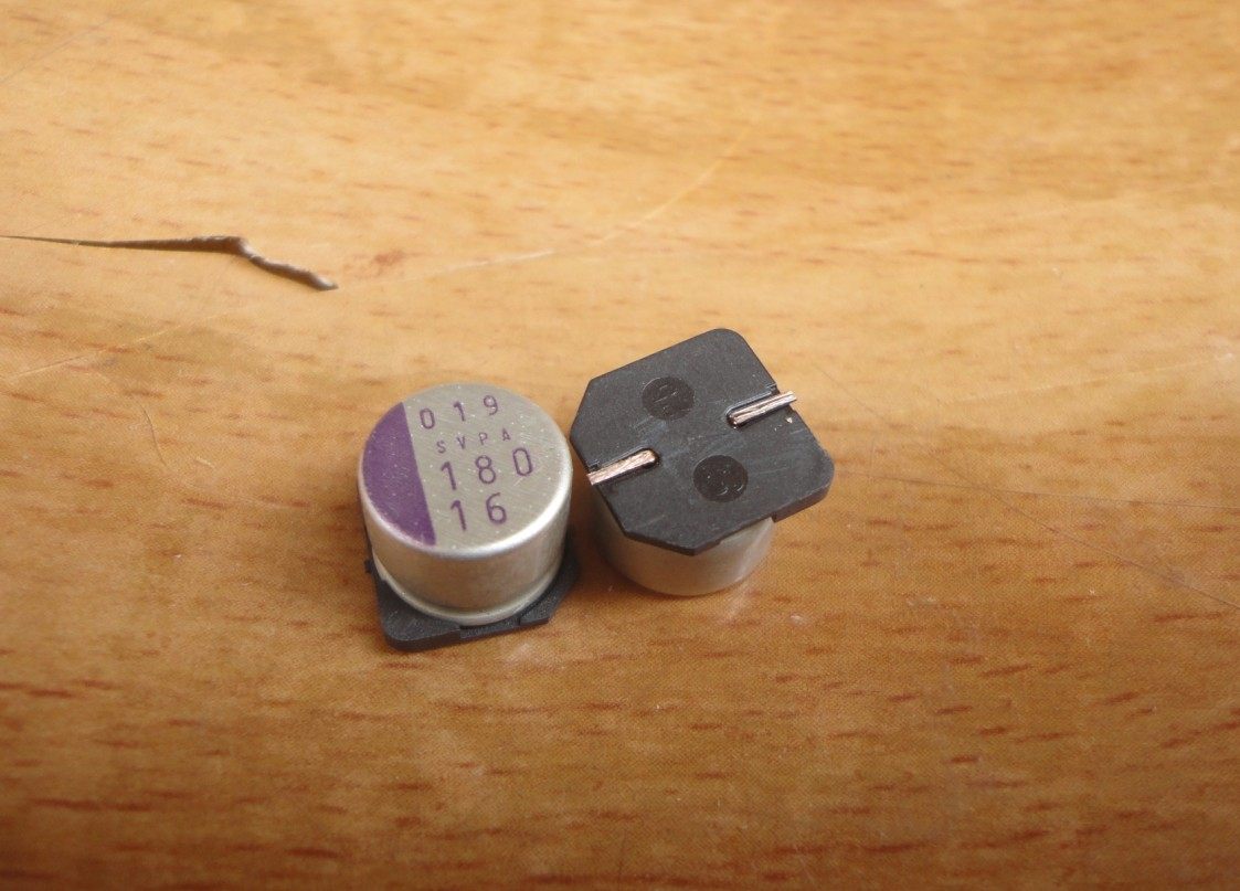 原装 三洋 16V180UF 电容器