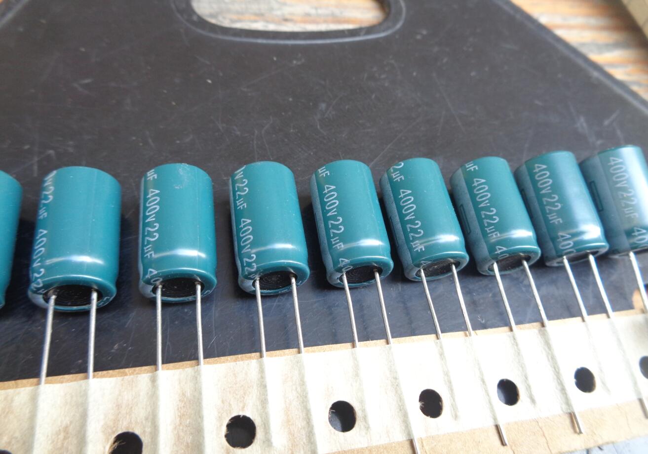 22UF 400V 艾华 AISHI 电源电容 HS 长寿命 400V22UF 10X18 105度