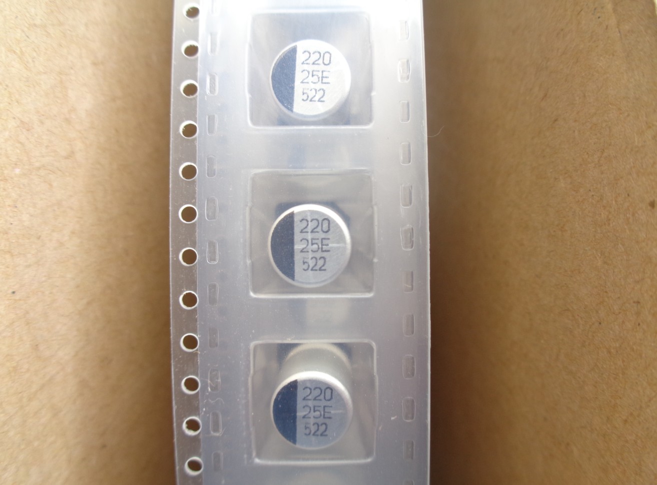 220UF 25V 台湾TEAPO智宝贴片电容 EV 高频低阻 25V220UF 8X10