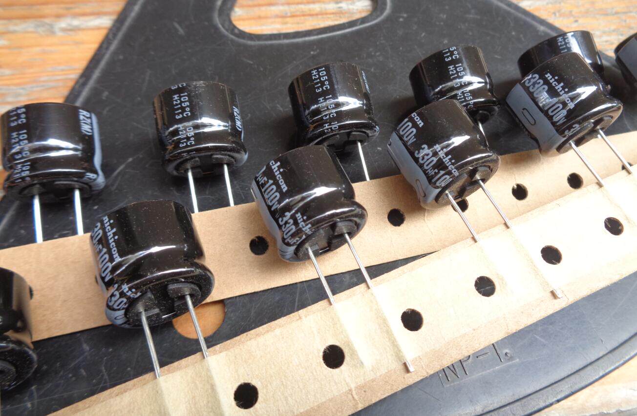 日本产 nichicon 尼吉康 100V330UF 低高度 RZ系列 18X16MM 105度