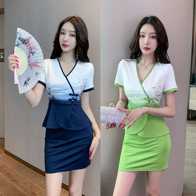 酒店按摩沐足养生工衣女