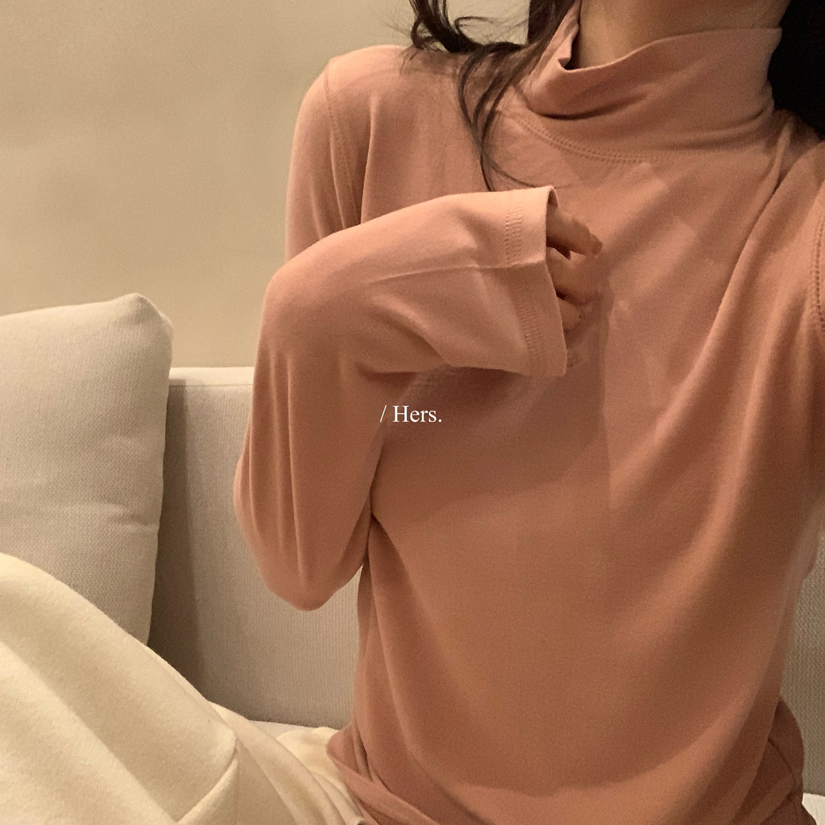 Hers-冬上新简约日常打底衫百搭明线设计半高领磨毛打底衫92619#