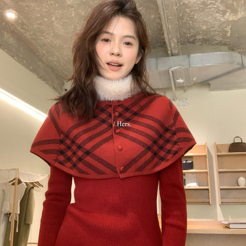 Hers-冬上新氛围感Buff三件套（针织衫+格子披风+毛领围巾）套928