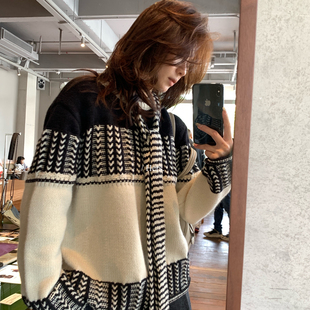 Hers-冬韩标简约调性自带穿搭三件套女毛衣(配针织帽,围巾92715#