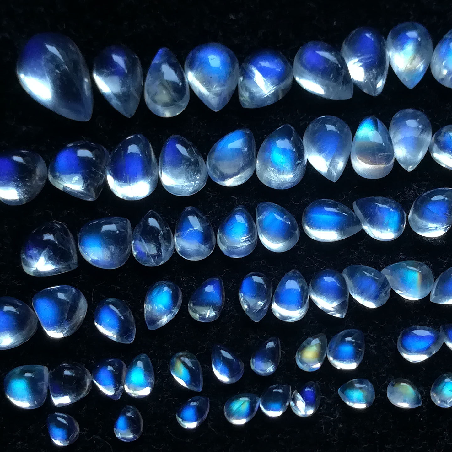 晴天石头单个天然素面印度月光石无孔水滴形精选戒面长6-11mm,饰品/流行首饰/时尚饰品新,其他DIY饰品配件,淘宝优惠券,粉丝福利购,淘宝优惠卷