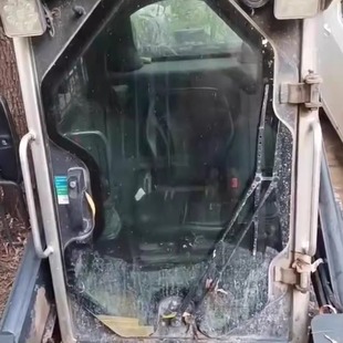 柳工滑移装载机玻璃CLG365B 395前挡风前车门钢化夹胶玻璃扫地机