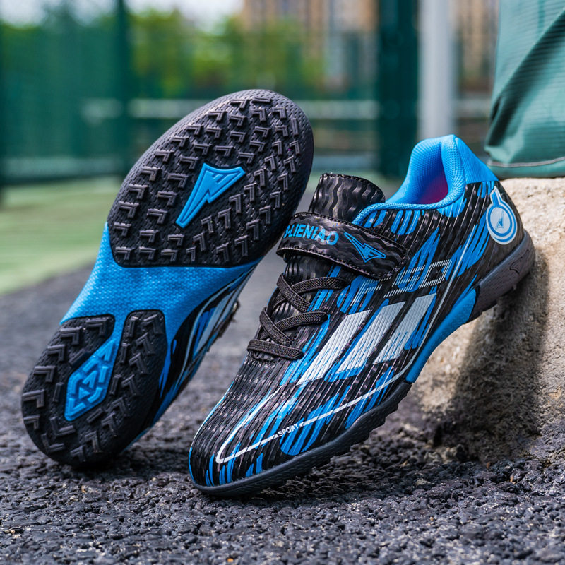 新款儿童魔术贴足球鞋小学生训练比赛运动鞋男女童TF碎钉球鞋,运动鞋new,足球鞋,淘宝优惠券,粉丝福利购,淘宝优惠卷